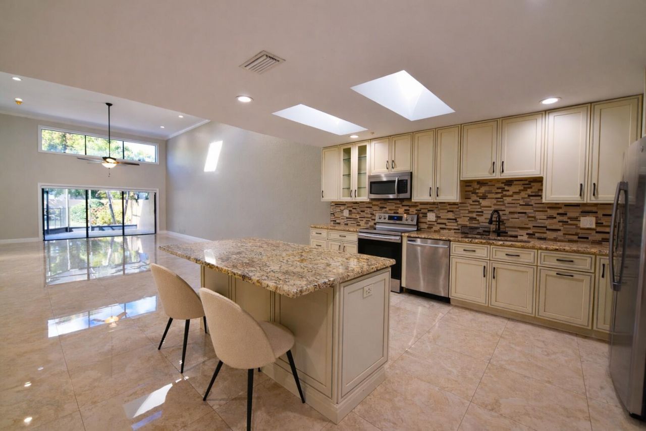 9044 Villa Portofino Circle, Boca Raton, FL 33496 Photo