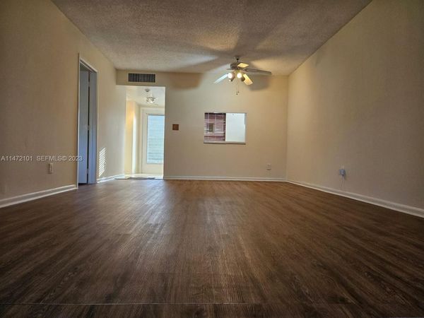 5940 NW 64th Avenue, Unit 106, Tamarac, FL 33319