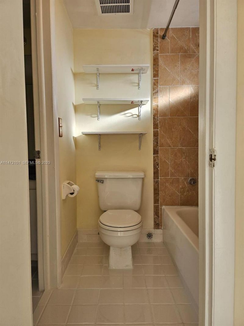 5940 NW 64th Avenue, Unit 106, Tamarac, FL 33319 Photo