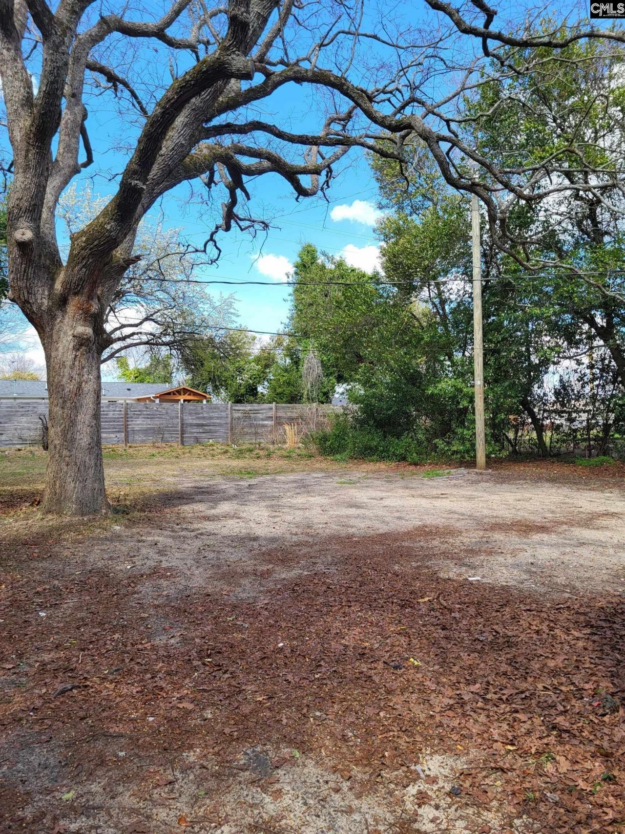 7029 Sprott Street  Photo 15