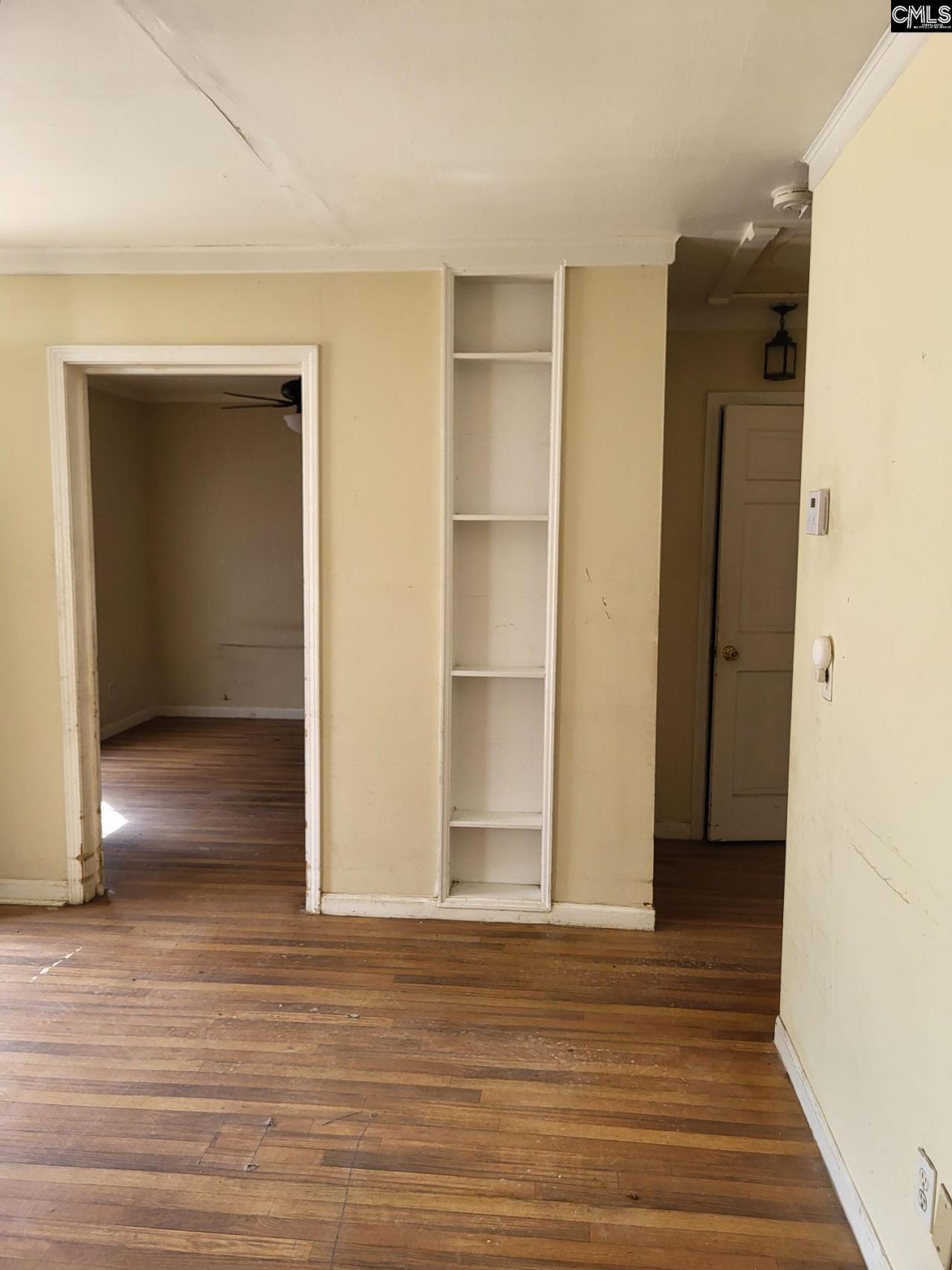 7029 Sprott Street  Photo 4