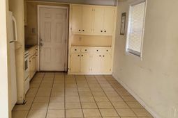 7029 Sprott Street  photo 4