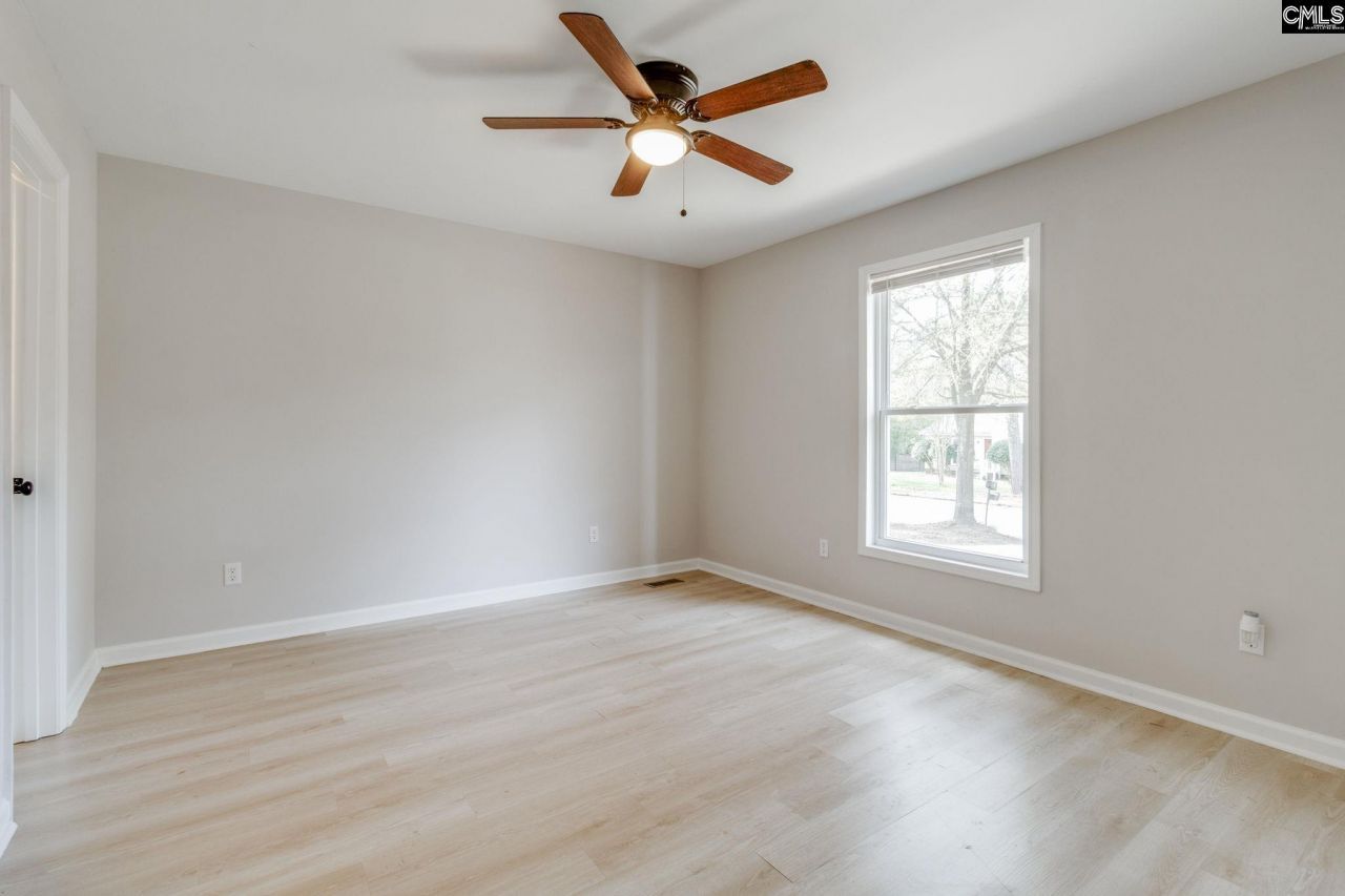 27 Westgrove Court Photo 8