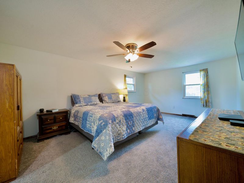 13137 E Crosset Hill Drive, Pickerington, OH 43147 Photo 5