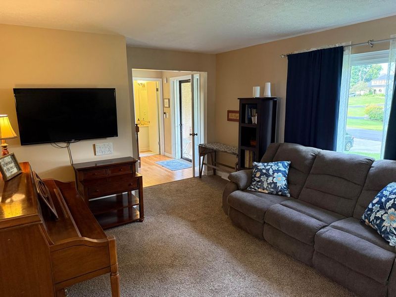 13137 E Crosset Hill Drive , Pickerington, OH 43147 Photo 9