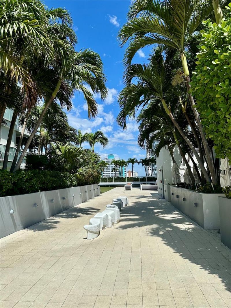 3101 Bayshore Dr , Unit 608, Fort Lauderdale, FL 33304 Photo