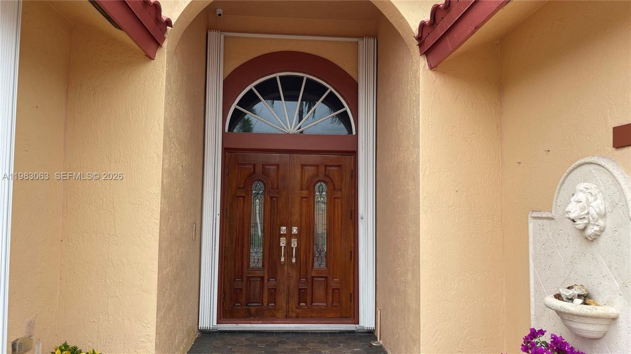 11581 SW 10th Ct, Pembroke Pines, FL 33025 Photo