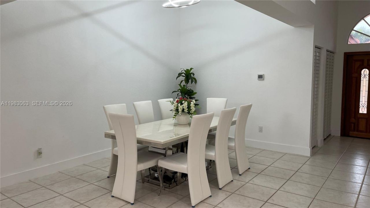 11581 SW 10th Ct, Pembroke Pines, FL 33025 Photo