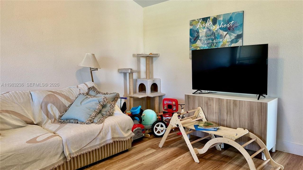 977 Riverside Dr , Unit 237, Coral Springs, FL 33071 Photo