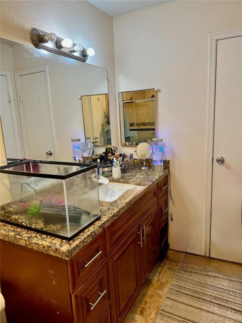 977 Riverside Dr , Unit 237, Coral Springs, FL 33071 Photo