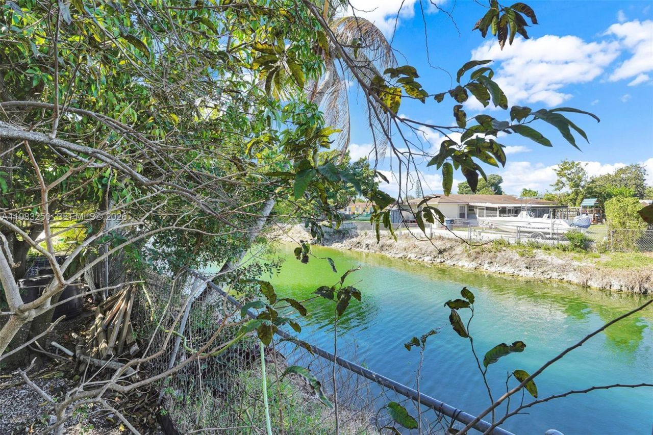 19050 SW 125th Ave, Miami, FL 33177 Photo