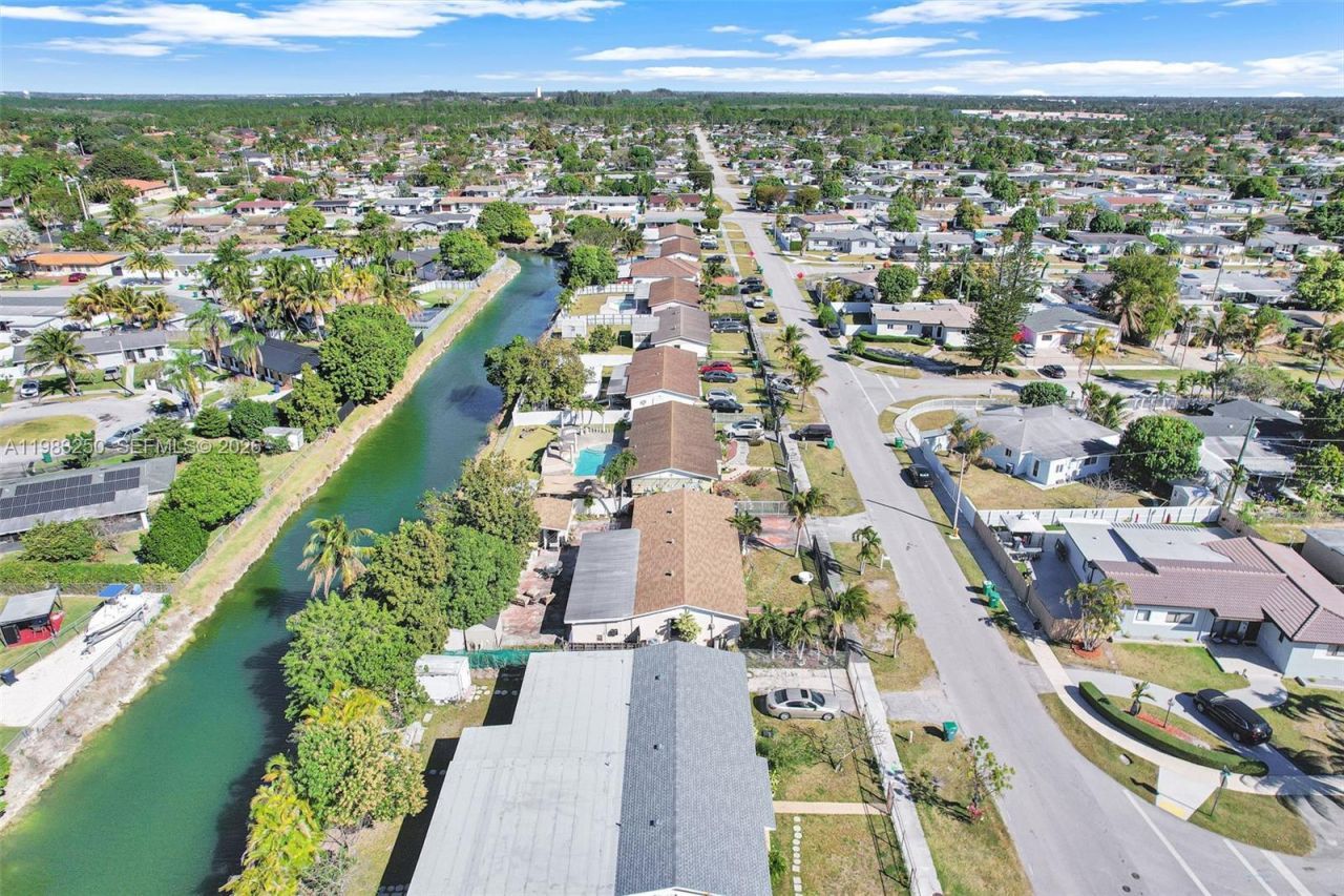 19050 SW 125th Ave, Miami, FL 33177 Photo