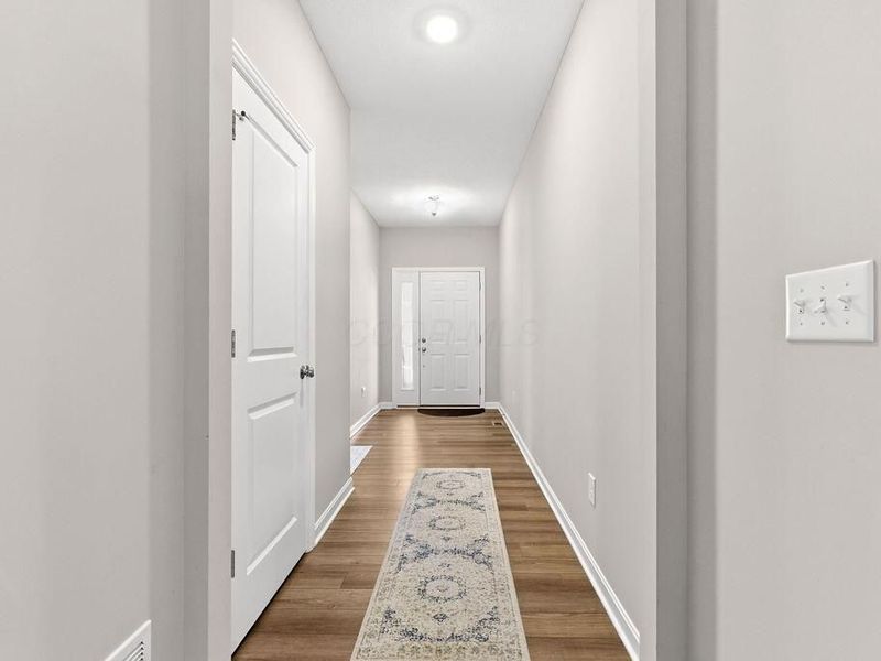 6155 Jadwinn Drive , Westerville, OH 43081 Photo 5