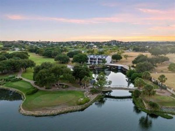402 Lost Echo, Unit 8, Horseshoe Bay, TX 78657