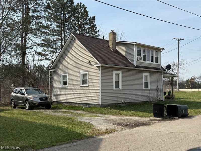 1479 East Avenue, Akron, OH 44307 Photo 3