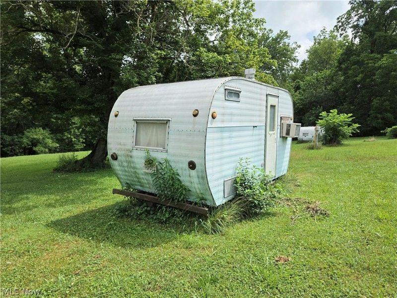 99 E Apple Blossom Way, Elizabeth, WV 26143 Photo 11