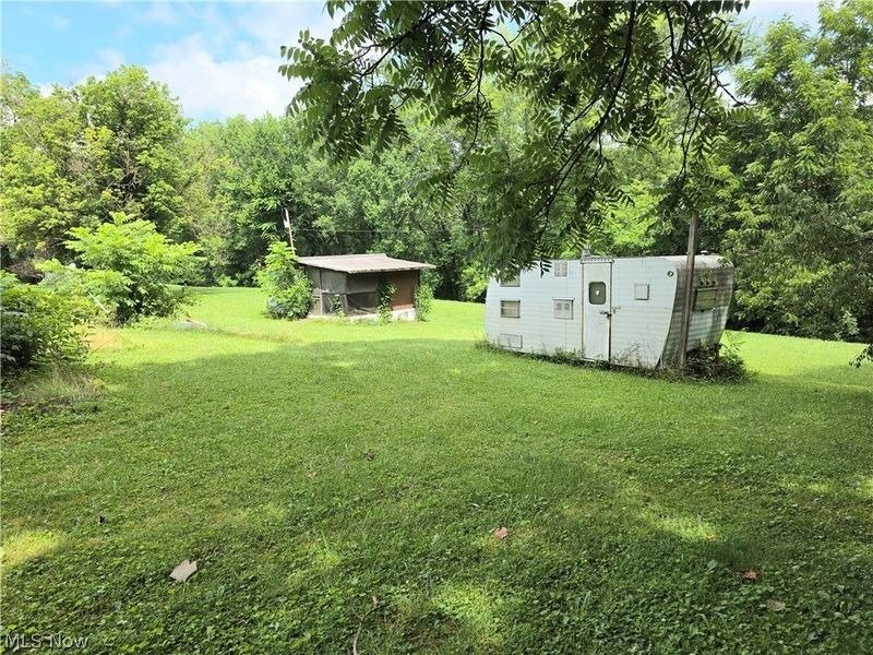 99 E Apple Blossom Way, Elizabeth, WV 26143 Photo 19