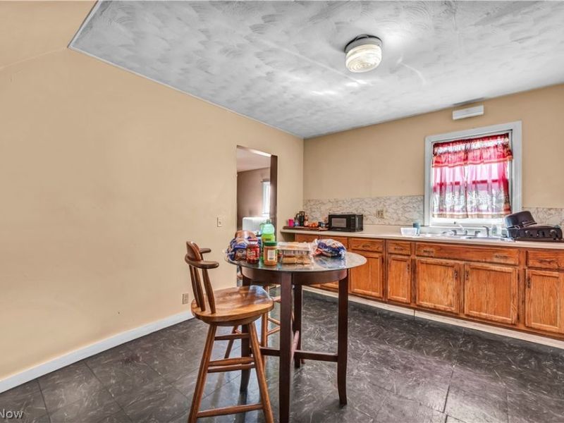 1552 Reid Avenue, Lorain, OH 44052 Photo 8