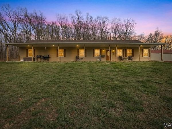 8032 T Highway , Fredericktown, MO 63645
