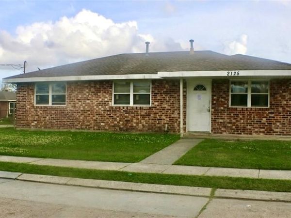 2125 GUERRA Drive , Violet, LA 70092