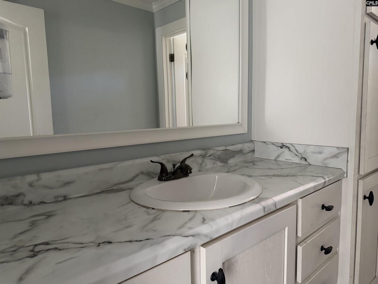 7533 Old Number Six Highway  Photo 25