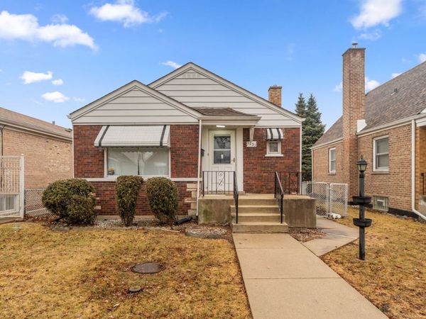 5251 S Hamlin Avenue, Chicago, IL 60632