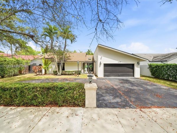 12715 SW 96th Ter , Miami, FL 33186