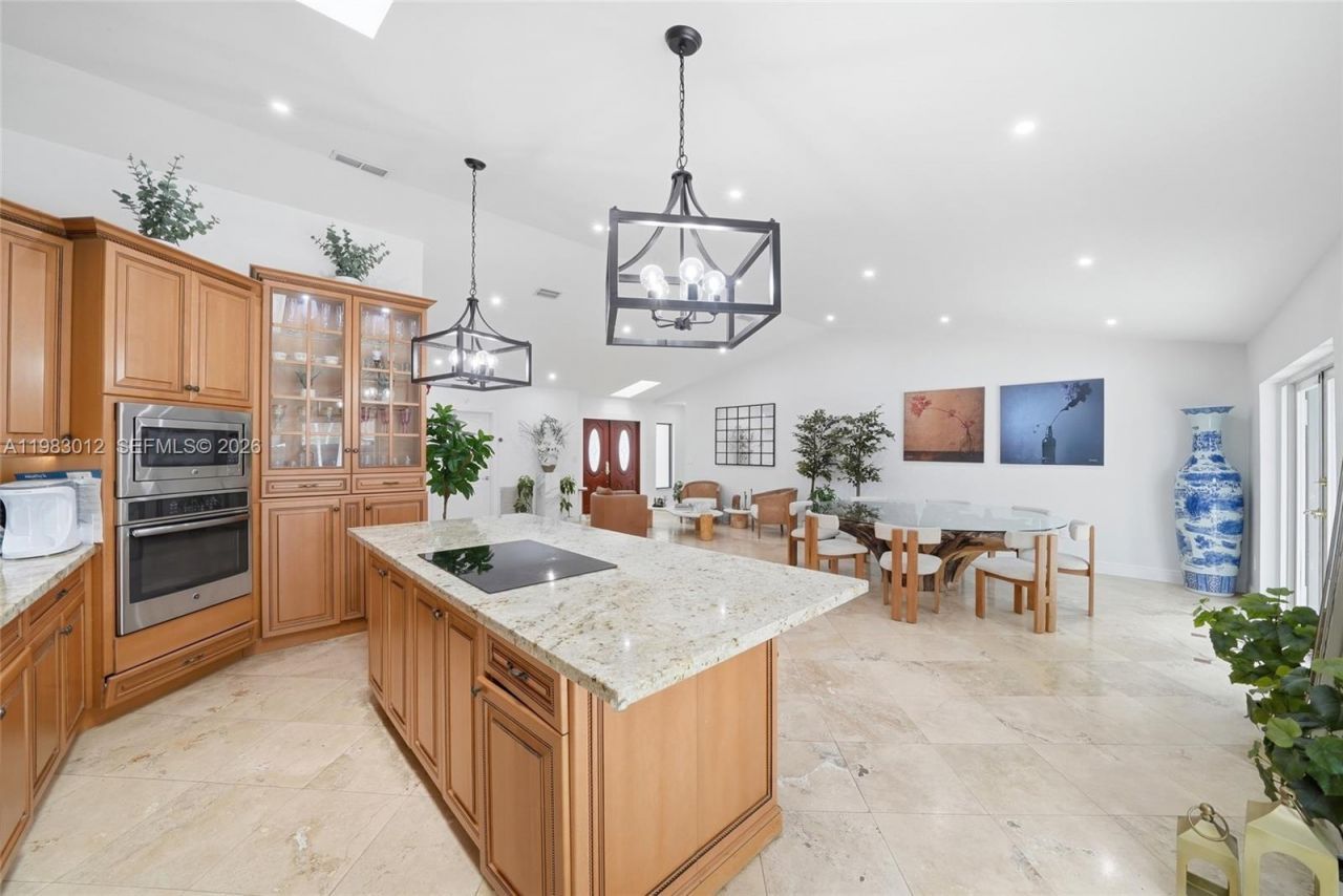 12715 SW 96th Ter , Miami, FL 33186 Photo