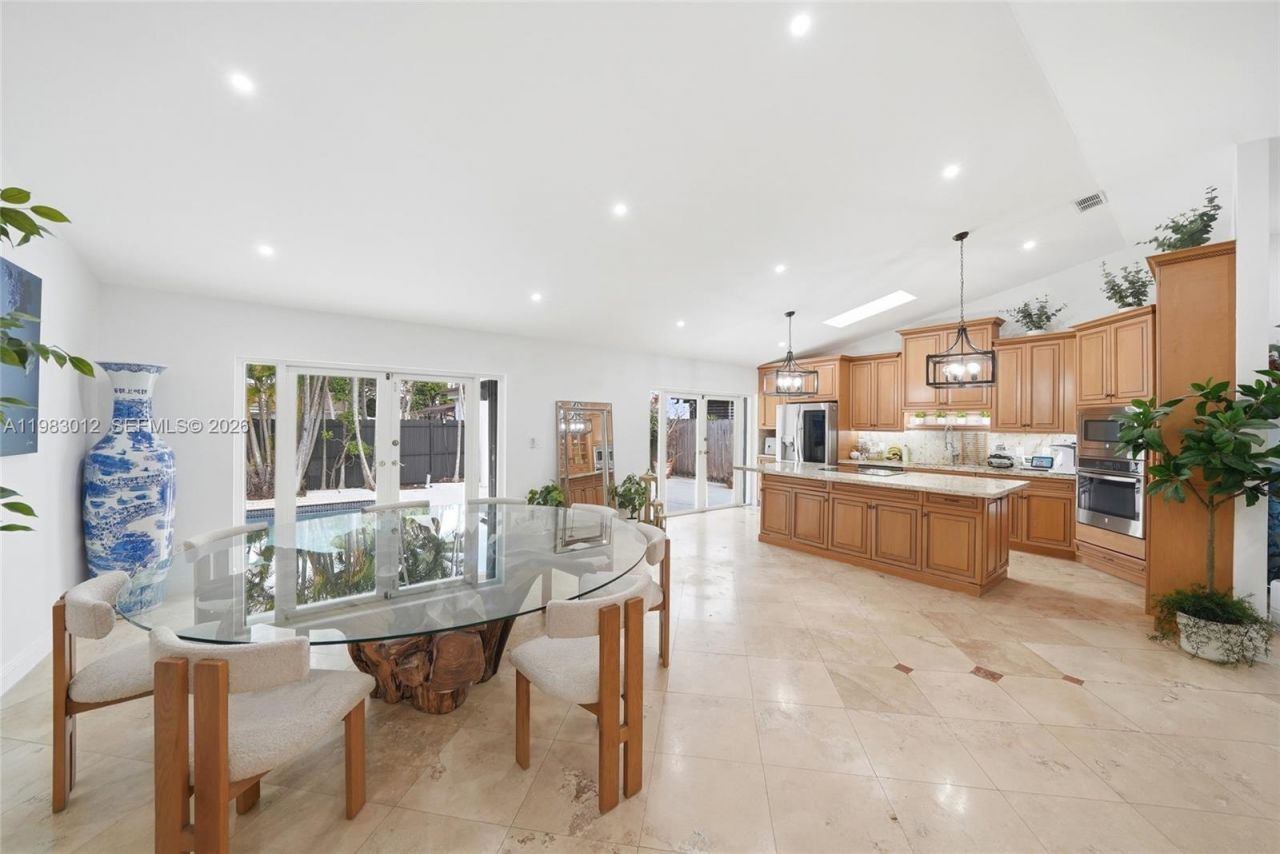 12715 SW 96th Ter , Miami, FL 33186 Photo