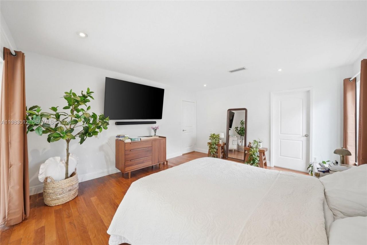 12715 SW 96th Ter , Miami, FL 33186 Photo