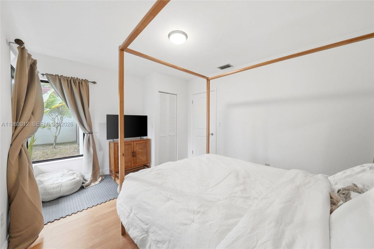 12715 SW 96th Ter , Miami, FL 33186 Photo