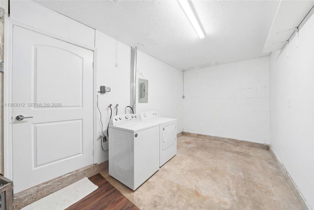 12715 SW 96th Ter , Miami, FL 33186 Photo