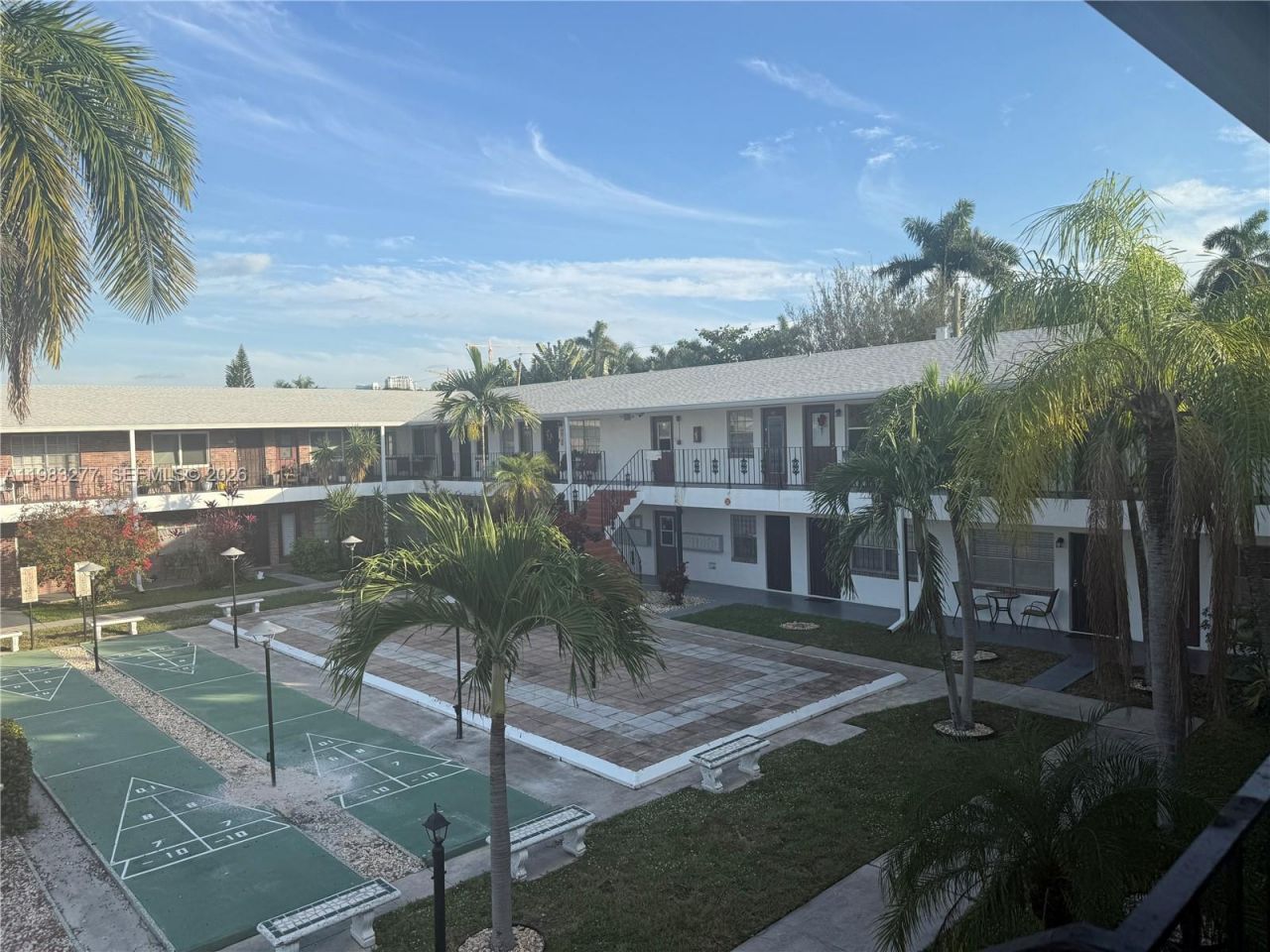 1050 Atlantic Shores Blvd, Unit 211, Hallandale Beach, FL 33009 Photo