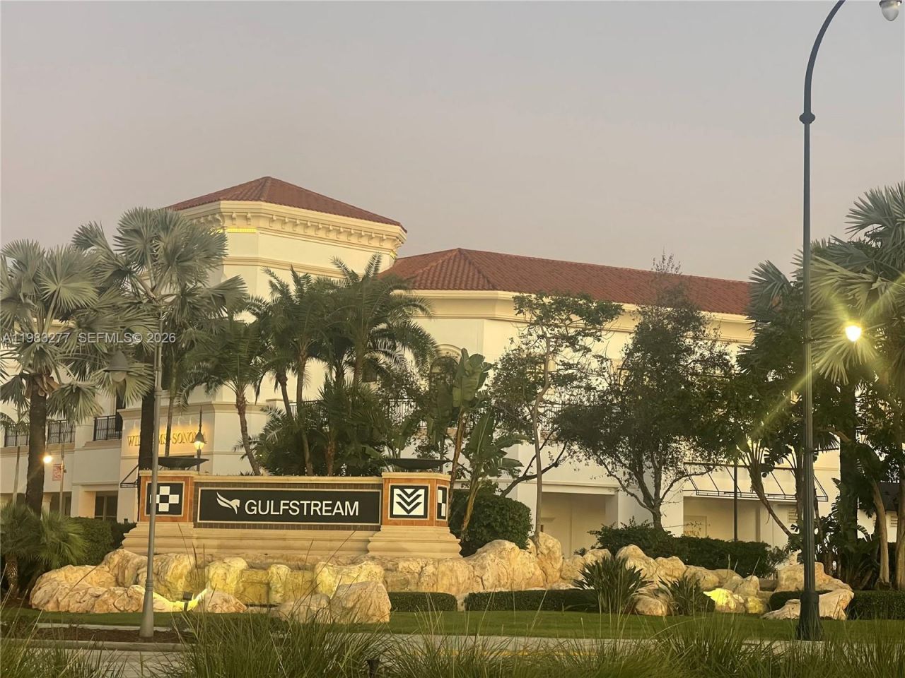 1050 Atlantic Shores Blvd, Unit 211, Hallandale Beach, FL 33009 Photo