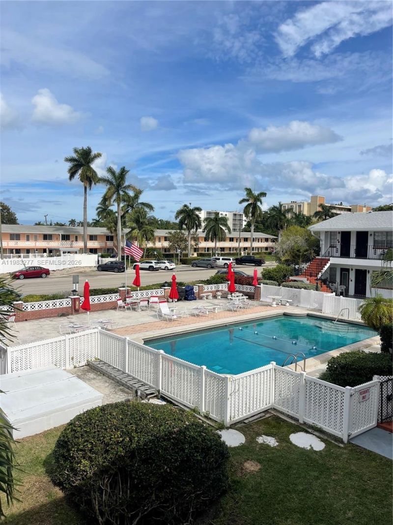 1050 Atlantic Shores Blvd, Unit 211, Hallandale Beach, FL 33009 Photo