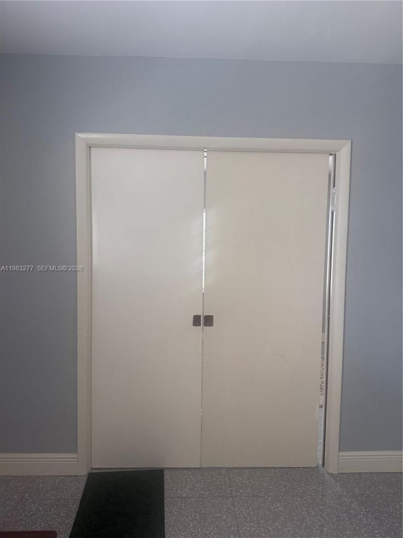 1050 Atlantic Shores Blvd, Unit 211, Hallandale Beach, FL 33009 Photo