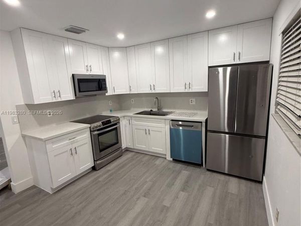 1736 N 16th Ct, Unit B, Hollywood, FL 33020