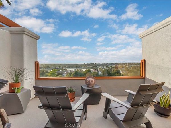 128 Villa Point, Newport Beach, CA 92660