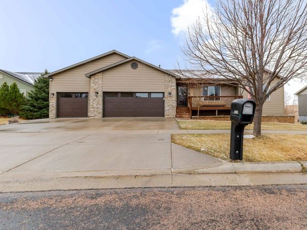 6324 Cog Hill Lane, Rapid City, SD 57702