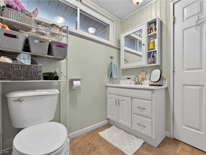 30 22nd Street NW, Barberton, OH 44203 Photo 13