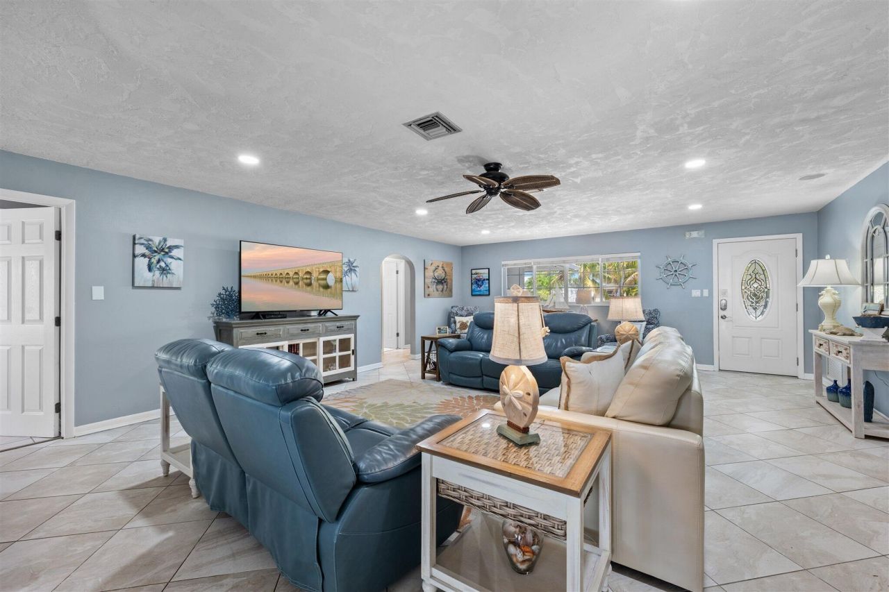 11295 3rd Avenue Gulf, Marathon, FL 33050 Photo