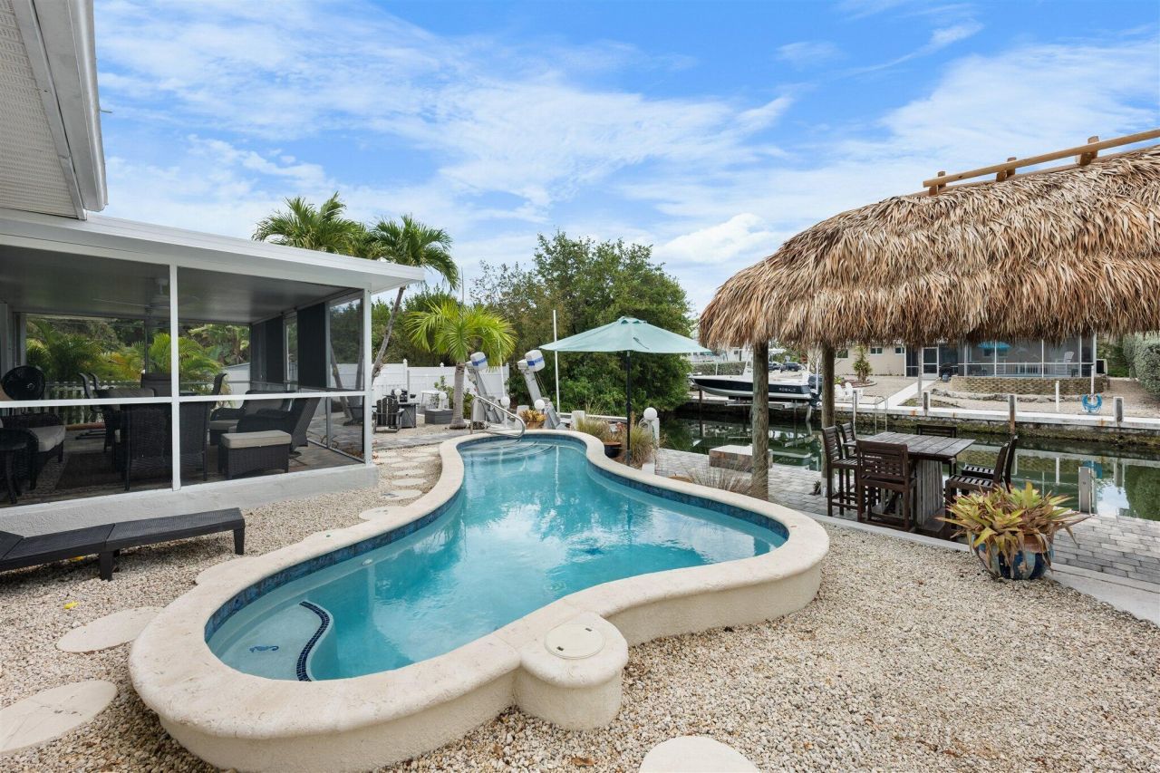 11295 3rd Avenue Gulf, Marathon, FL 33050 Photo