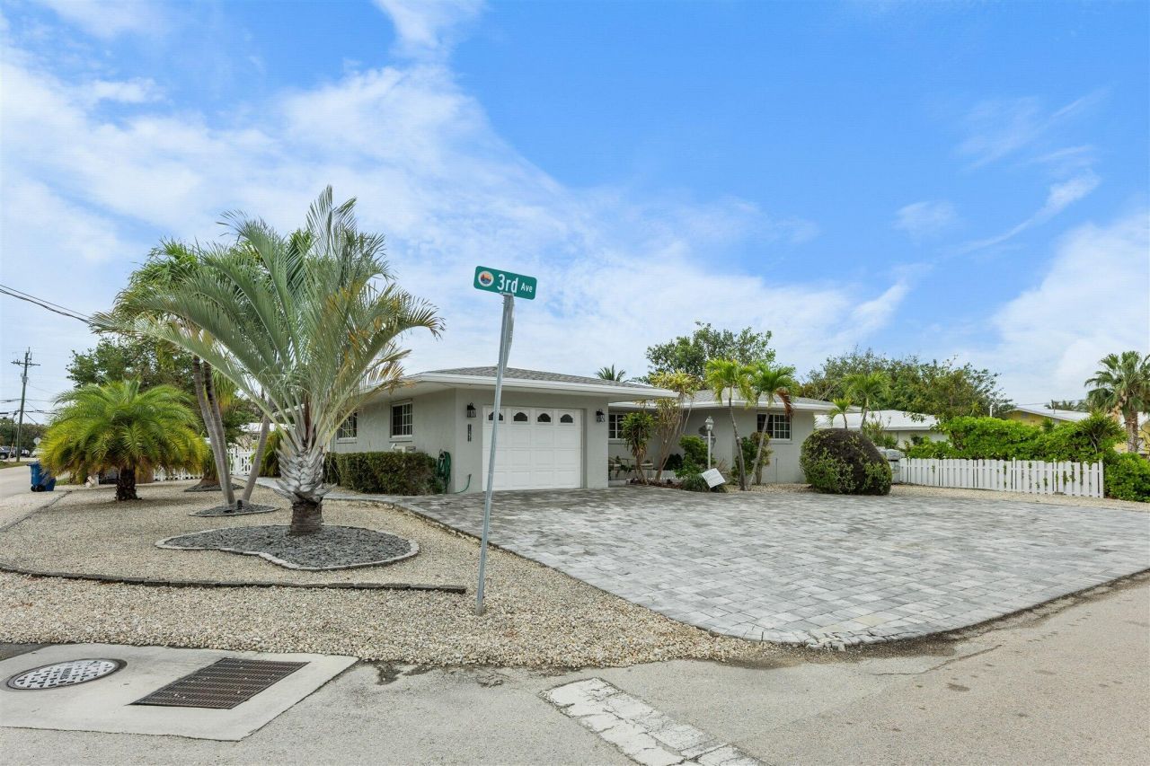 11295 3rd Avenue Gulf, Marathon, FL 33050 Photo