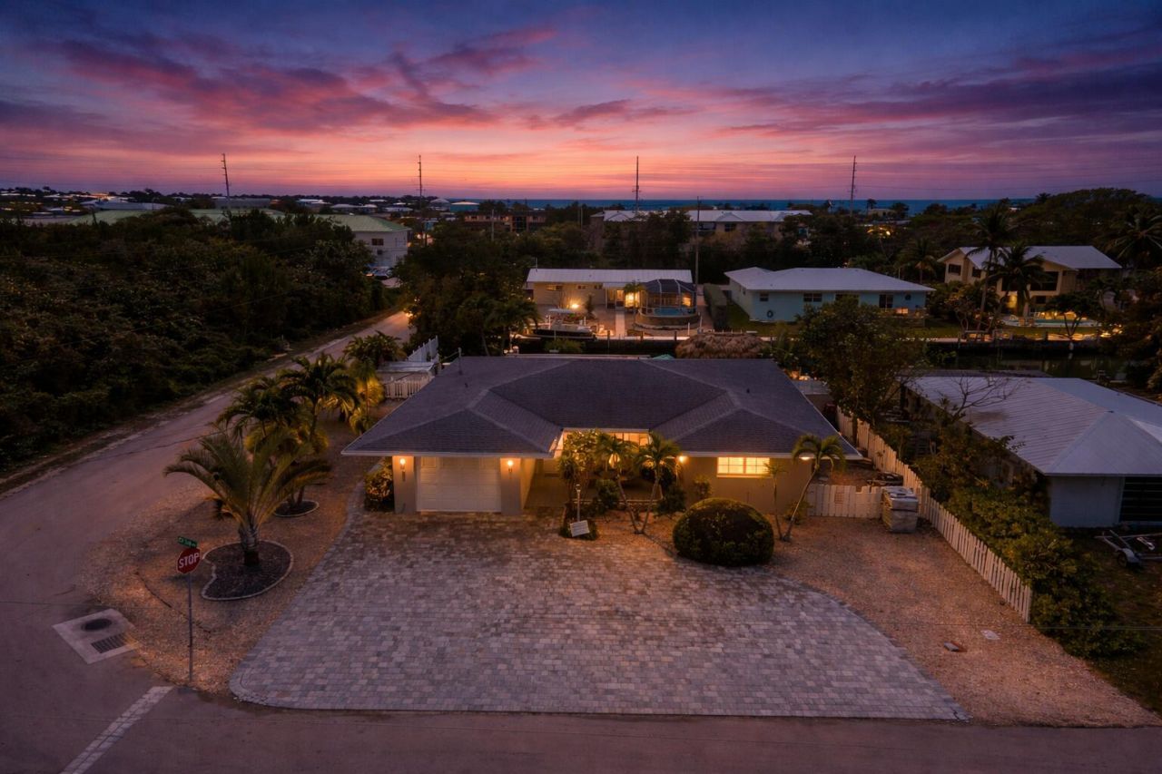 11295 3rd Avenue Gulf, Marathon, FL 33050 Photo