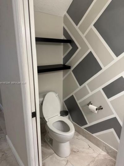 5650 NW 115th Ct, Unit 203, Doral, FL 33178 Photo