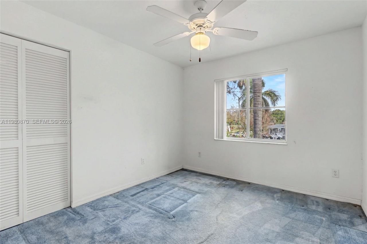 1550 N Trafalgar Cir, Hollywood, FL 33020 Photo