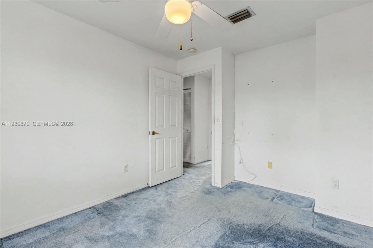 1550 N Trafalgar Cir, Hollywood, FL 33020 Photo