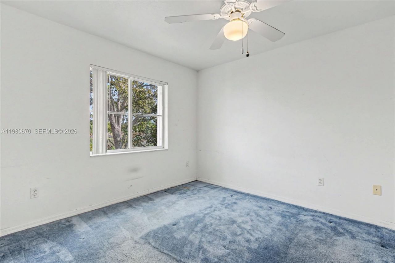1550 N Trafalgar Cir, Hollywood, FL 33020 Photo