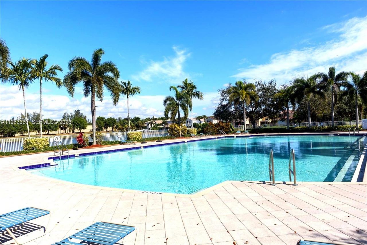 13311 SW 42nd St, Miramar, FL 33027 Photo