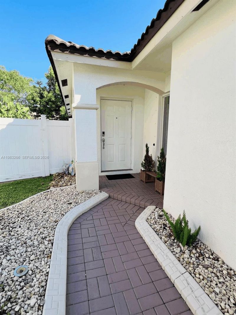 13311 SW 42nd St, Miramar, FL 33027 Photo